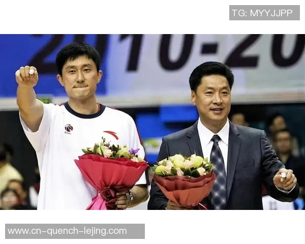 李春江正式回归广东!现身宏远训练馆,杜锋做好预备随时下课?