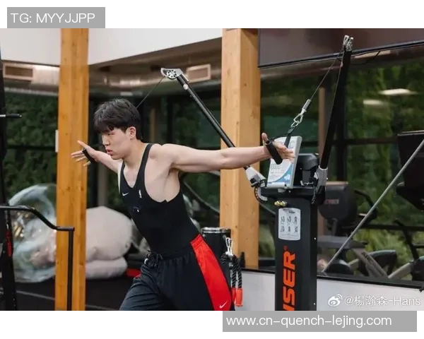 杨瀚森开展联盟首秀各界说啥？点赞防卫+篮板+体能，认可暗里练习